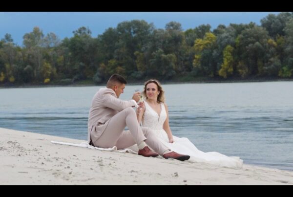 kreatív esküvői videózás a Dunán